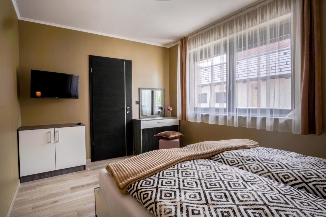 Myflat Premium Resort Siofok Ngoại thất bức ảnh